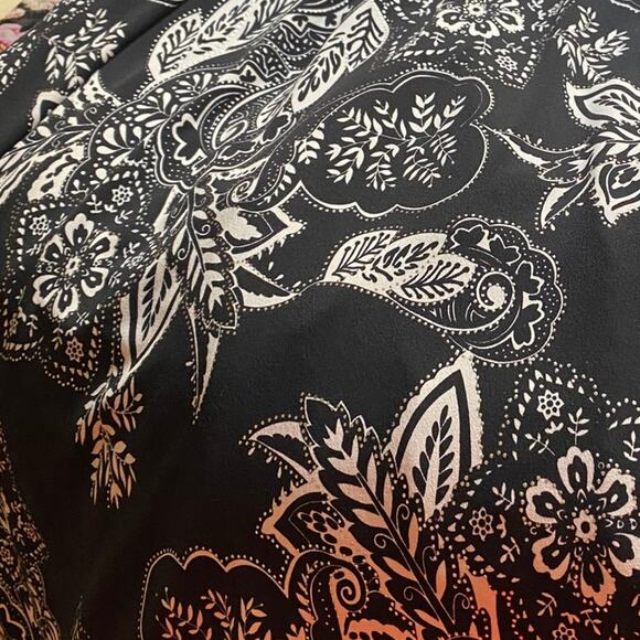 Hourglass Black Floral Dress Deep V-Neck Sz 18/20 Y2K Dramatic Waist Detail - Picture 7 of 7